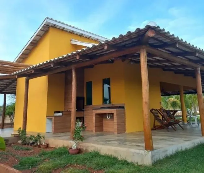 casa de chácara com varanda