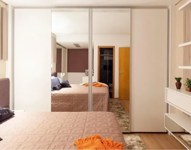 quarto de casal guarda roupa simples