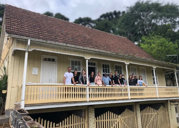 Antiga escola rural transformada em residência