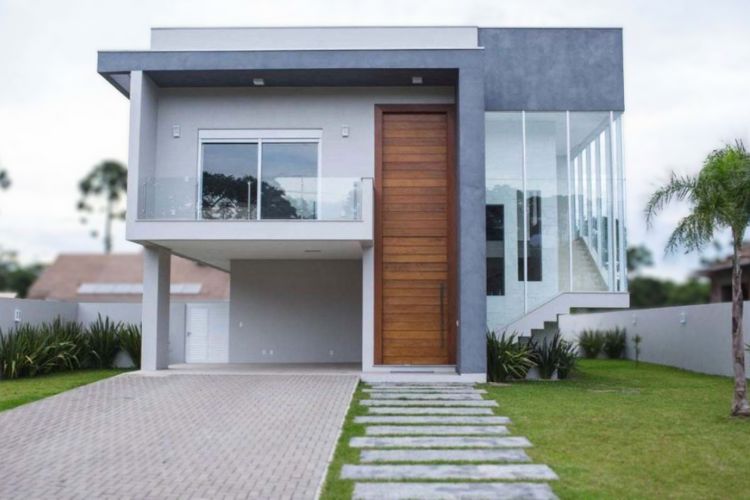 Casa platibanda com beiral