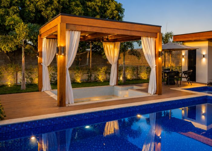 pergolado, deck e piscina