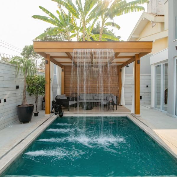 Pergolado de Madeira para Piscina