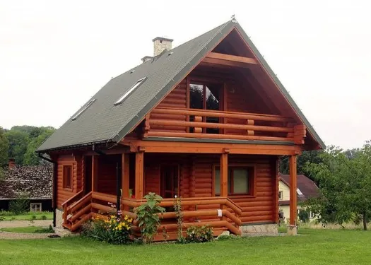 Casa de madeira estilo alpino