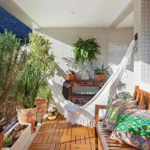 Cantinho zen com futons e deck